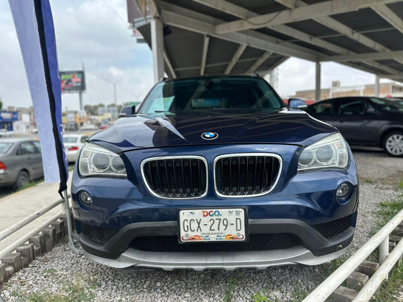 
								BMW X1 full									