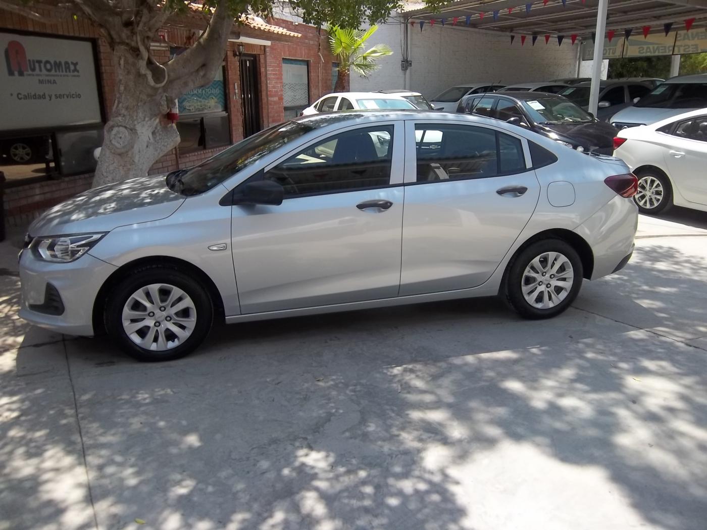 
								ONIX LS AUT full									