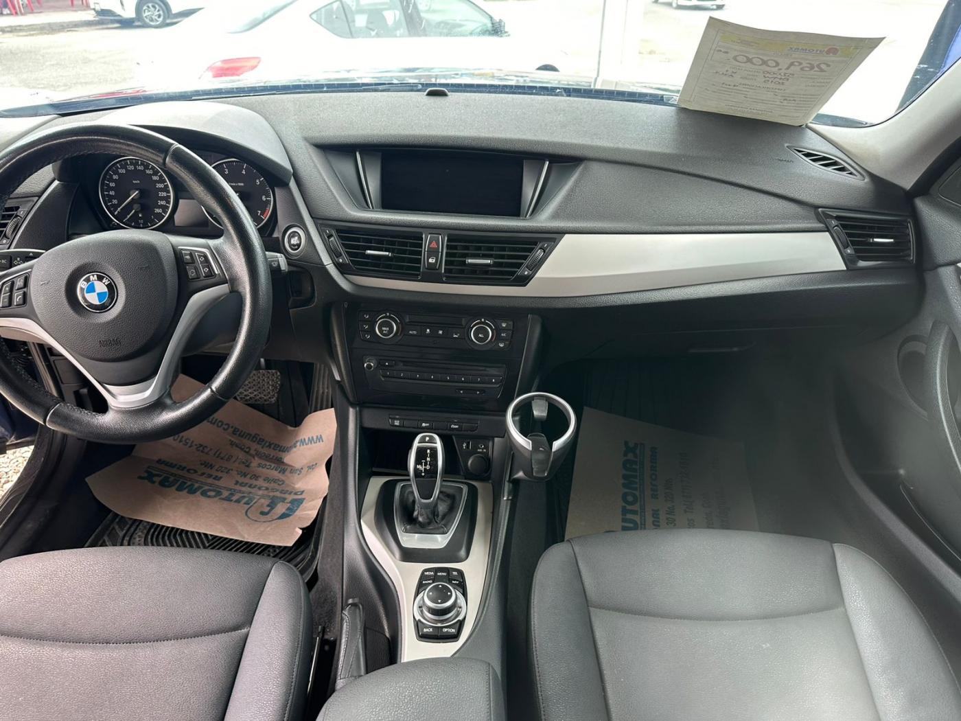 
								BMW X1 full									