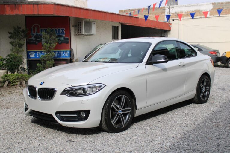 BMW 220i