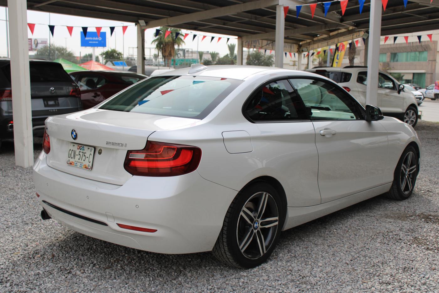 
								BMW 220i full									
