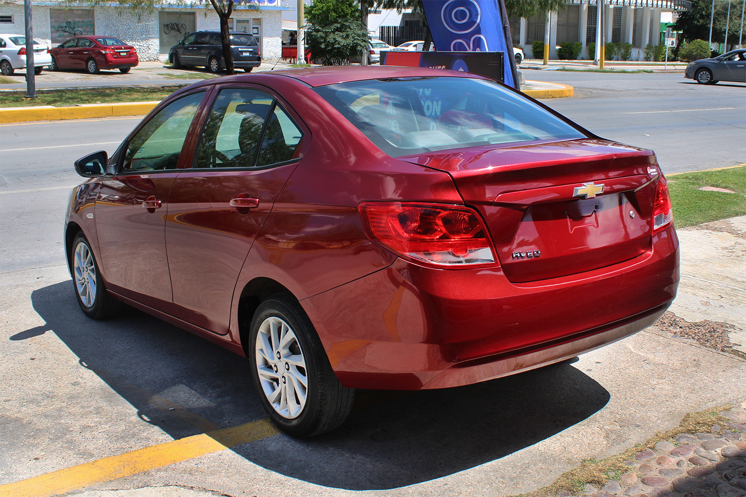 
								CHEVROLET AVEO LT full									