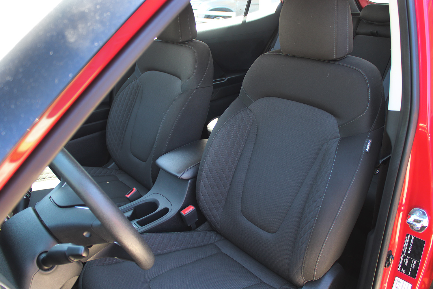 
								HYUNDAI CRETA GLS full									