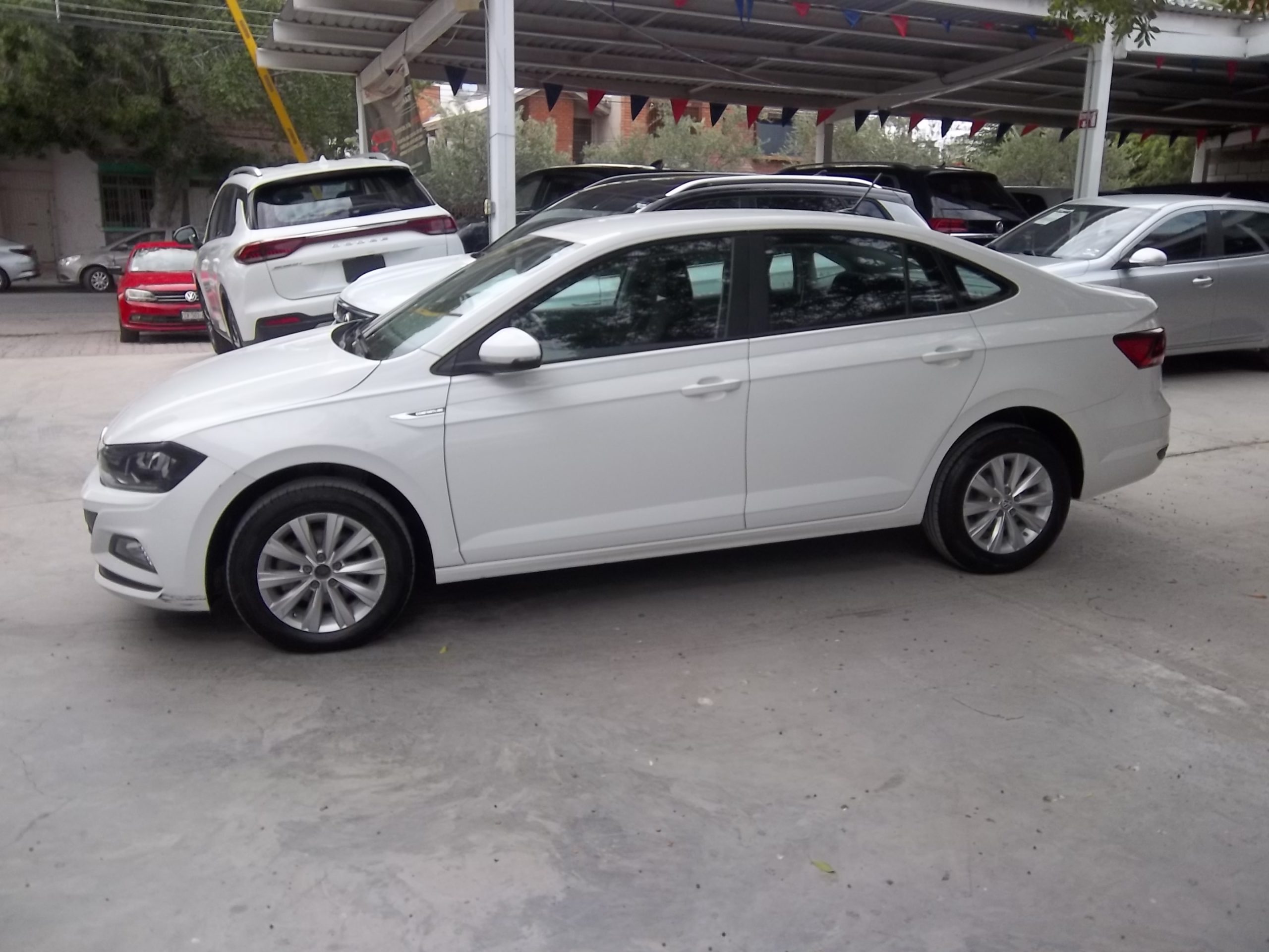 
								VIRTUS CONFORTLINE full									