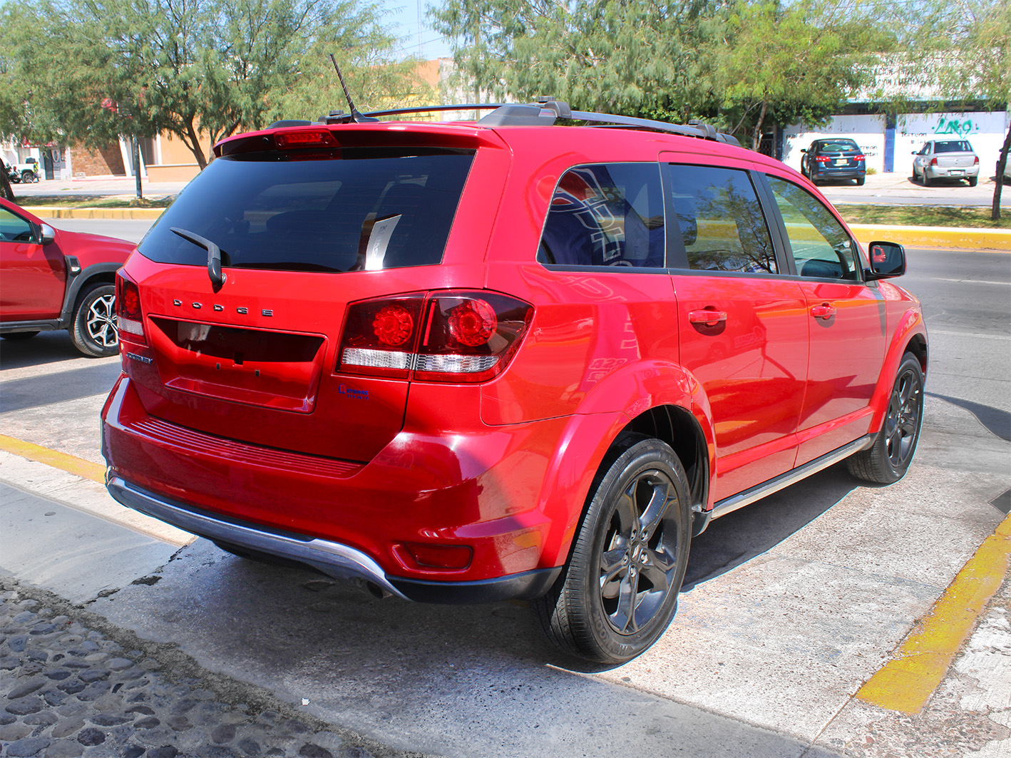 
								JOURNEY SXT SPORT full									