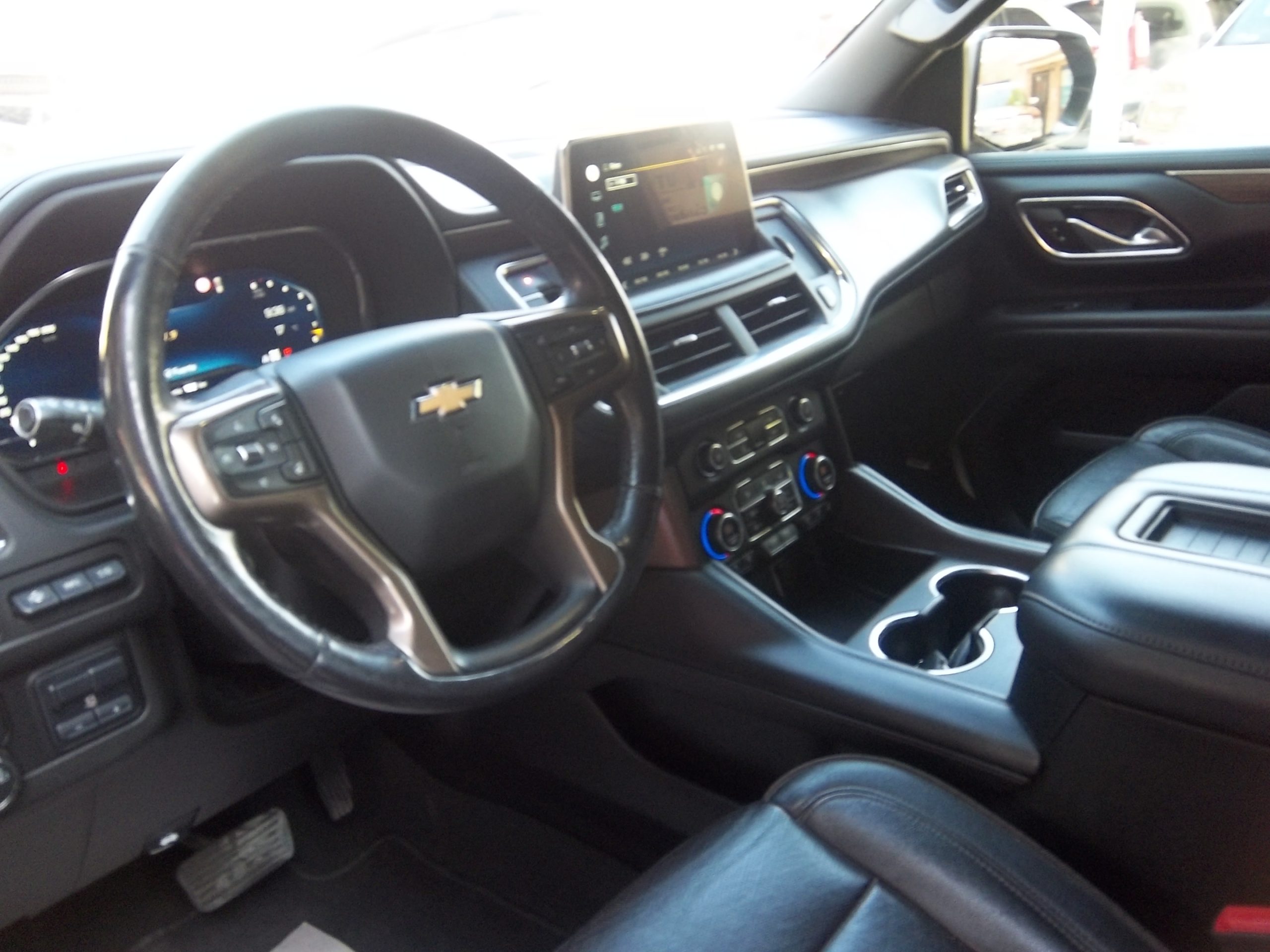 
								SUBURBAN HIGH COUNTRY full									