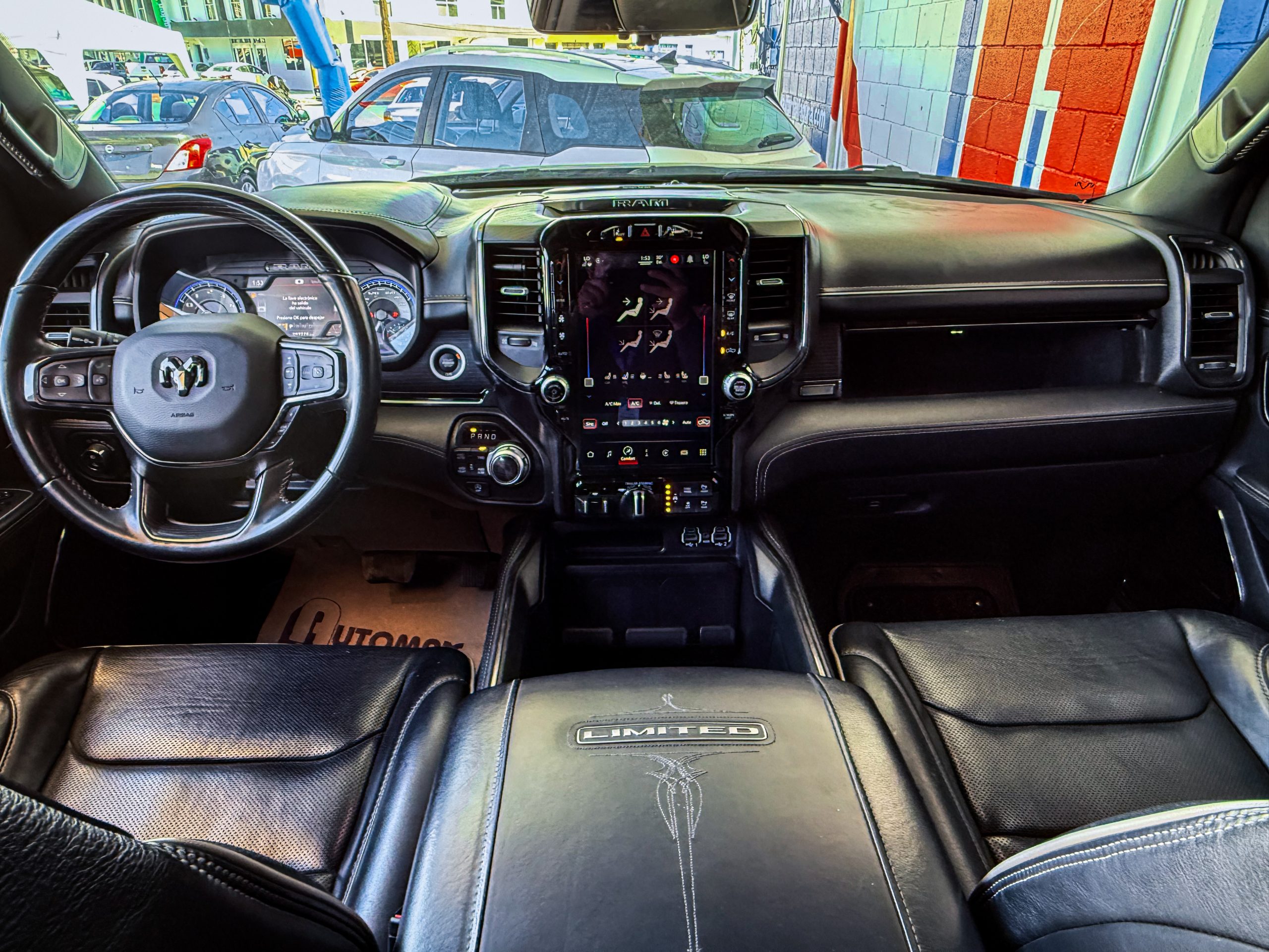 
								RAM 1500 LIMITED full									