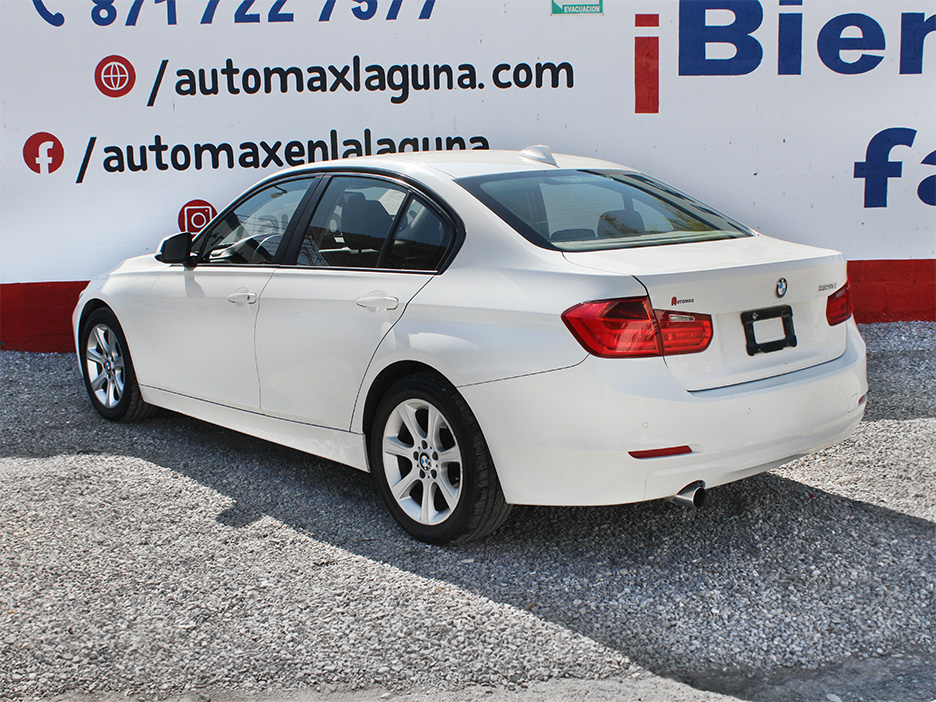 
								BMW 320 iA BUSINES full									