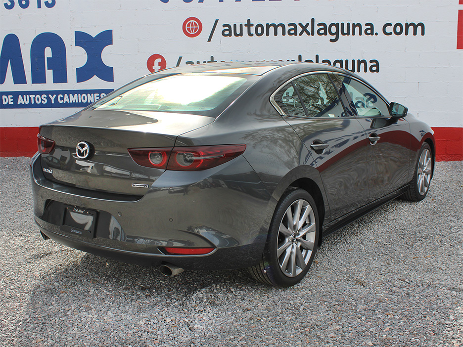 
								MAZDA 3 IGRAND TOURING full									