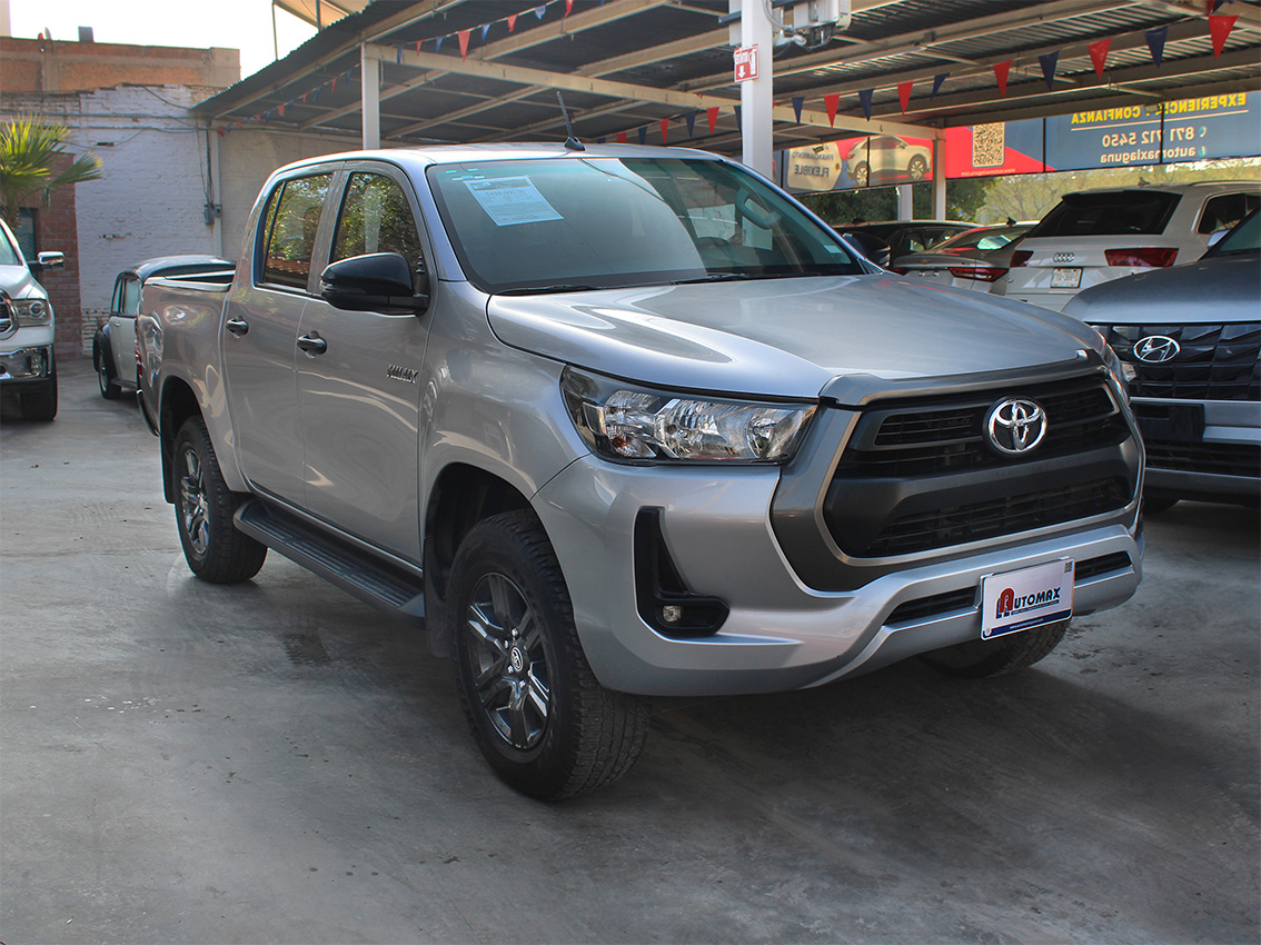 HILUX SR full