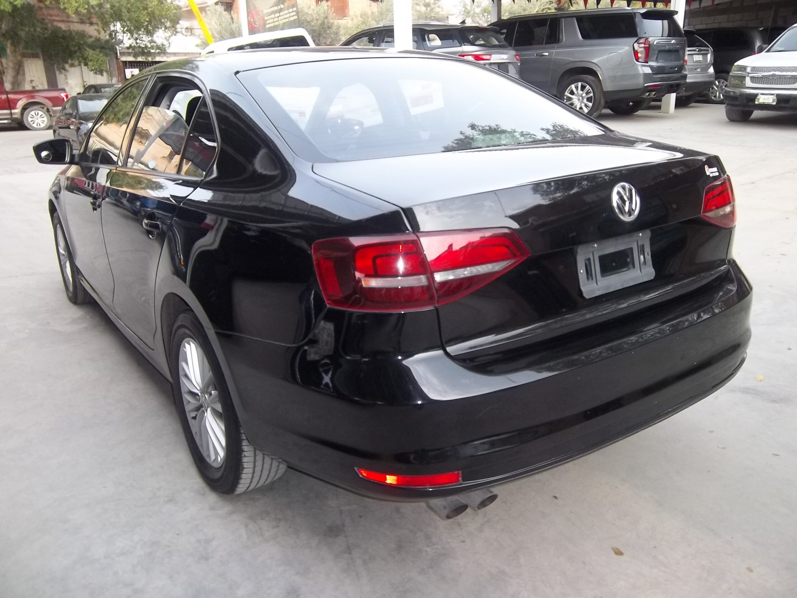
								JETTA TRENDLINE full									