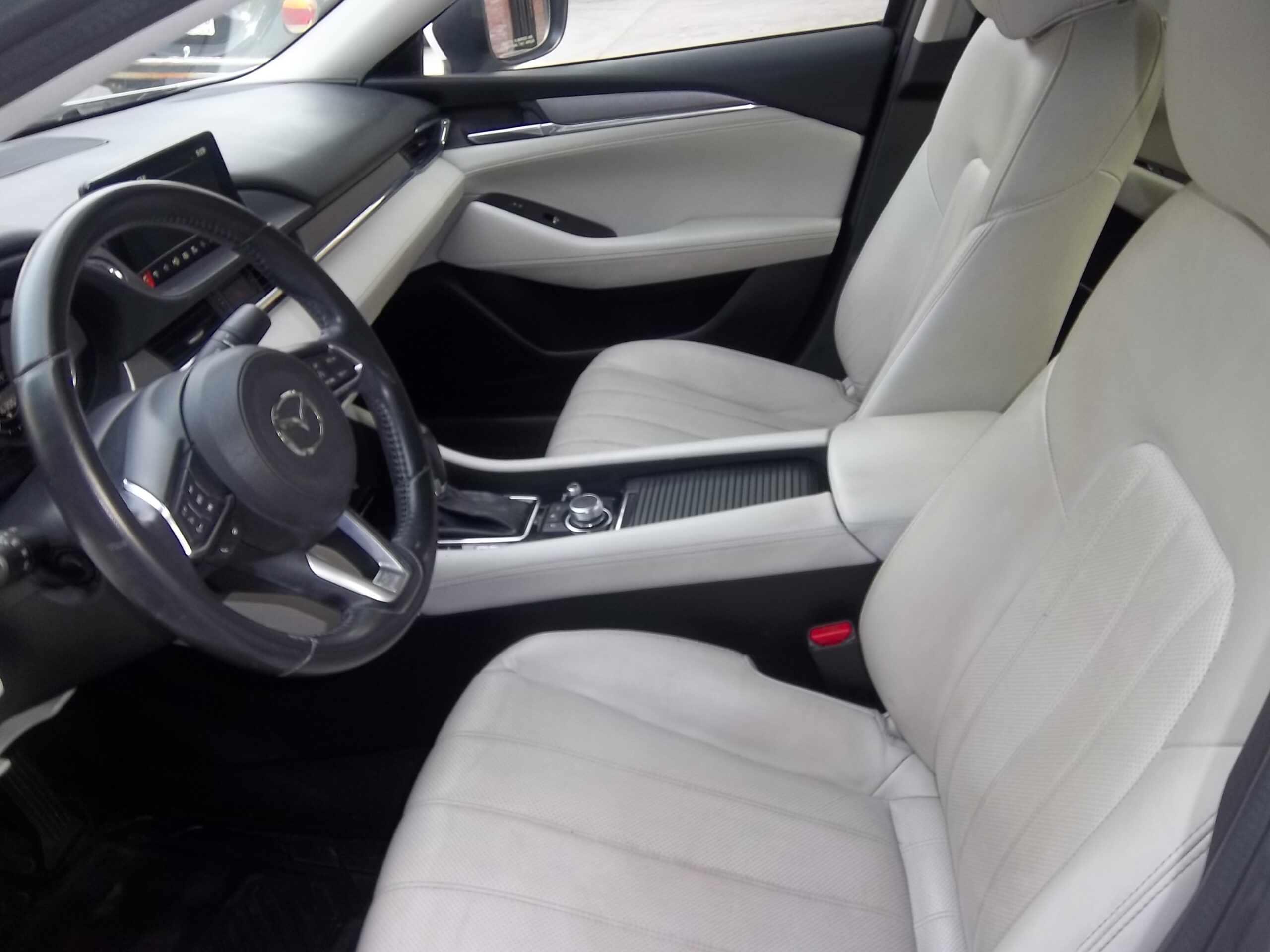 
								MAZDA 6 I GRAND TOURING full									