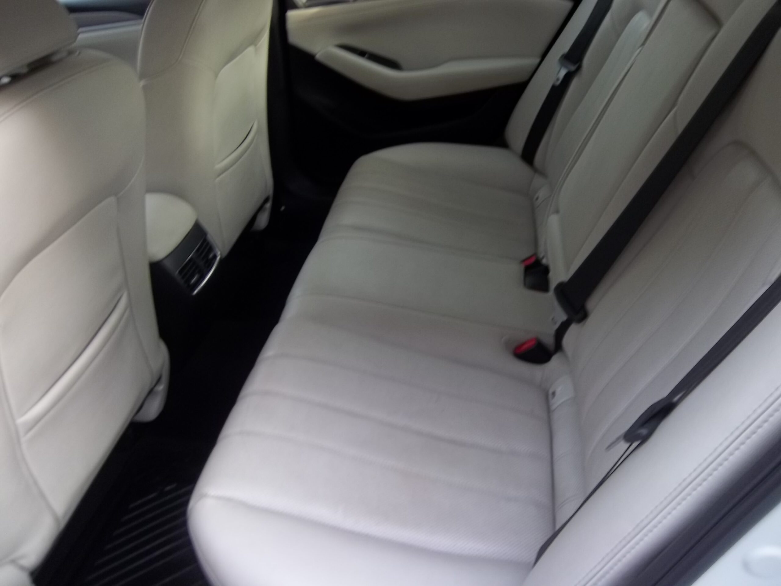 
								MAZDA 6 I GRAND TOURING full									