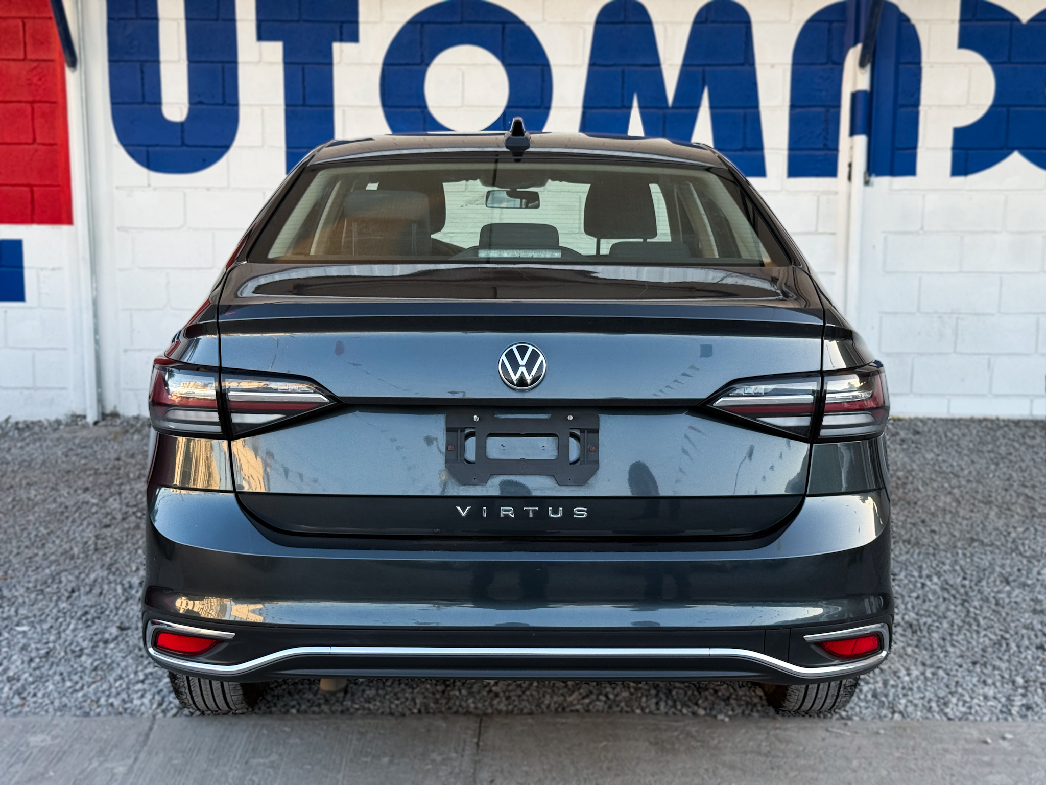 
								VIRTUS TRENDLINE full									