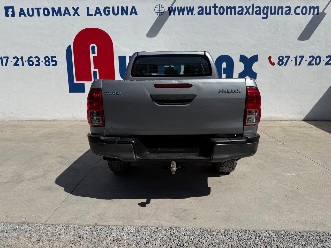 
								HILUX SR full									