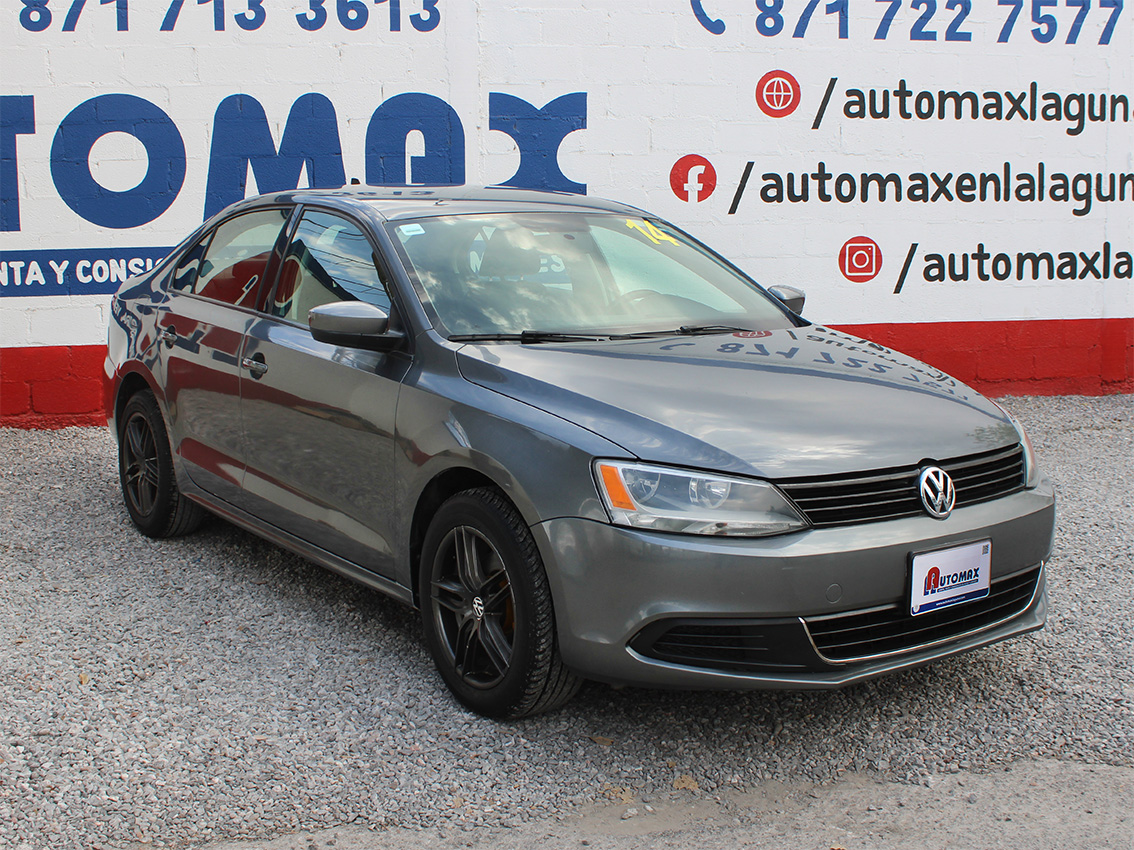 
								JETTA 2.0 L T/A full									