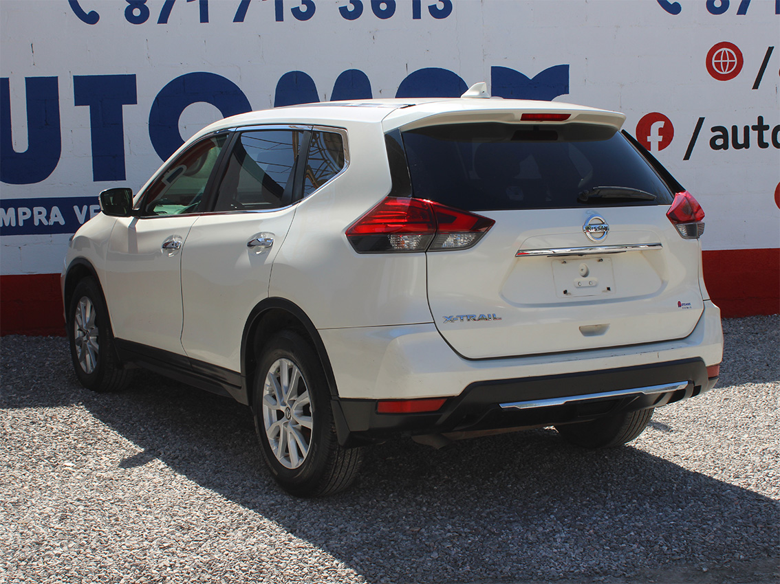 
								XTRAIL SENSEC 3 FILAS full									