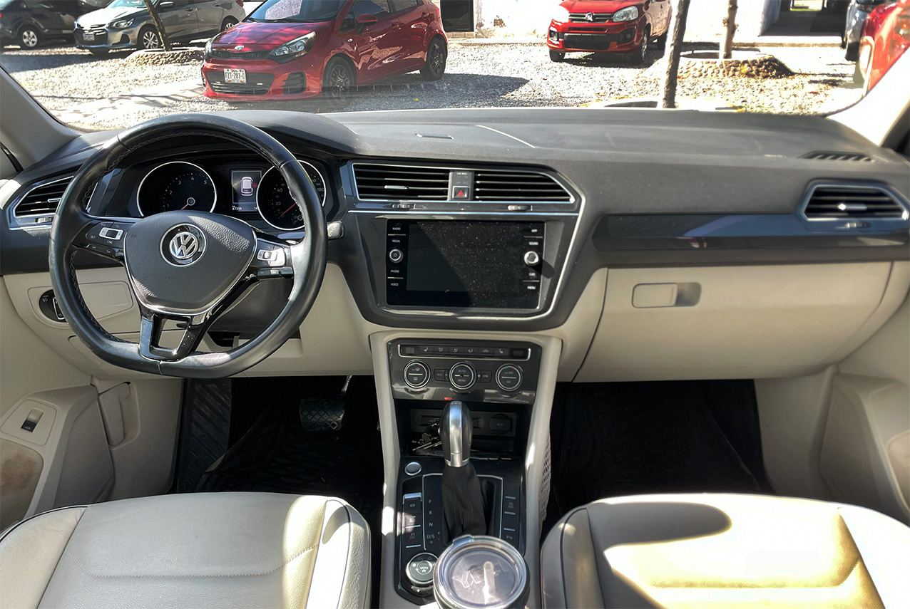 
								TIGUAN HIGLINE T/A full									