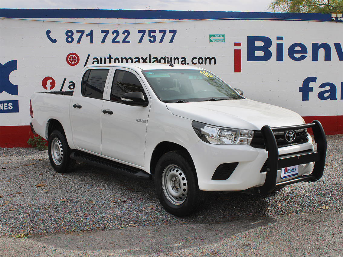 
								HILUX BASE T/M full									