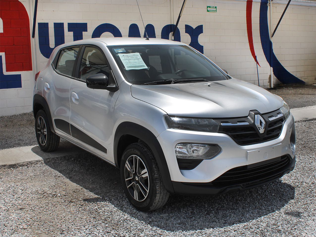 
								KWID ICONIC full									