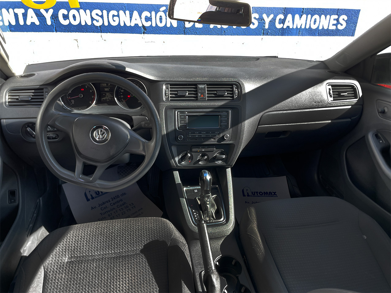 JETTA 2.0 L T/A full