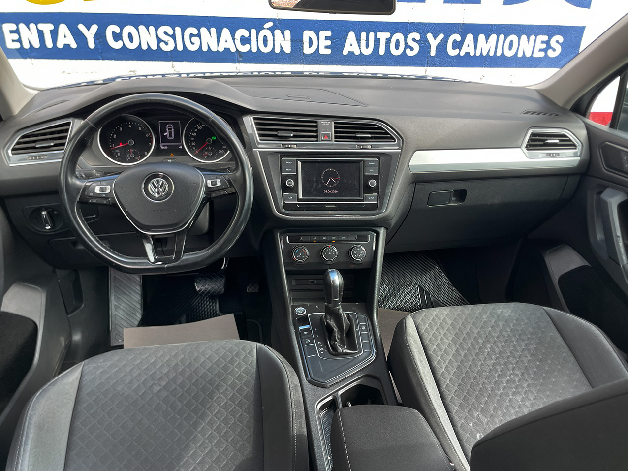 
								TIGUAN TRENDLINE T/A full									