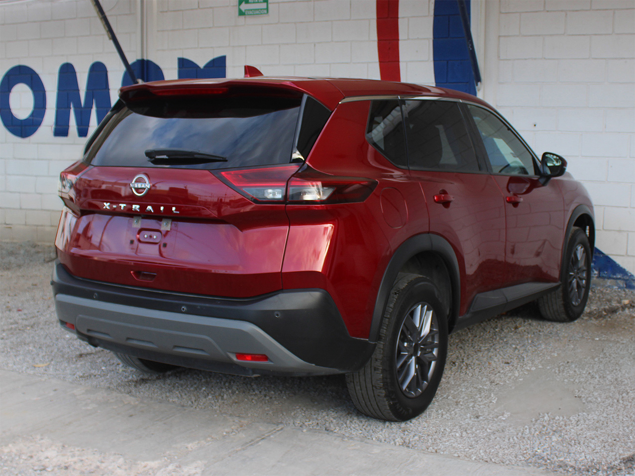 
								X-TRAIL ADVANCE full									