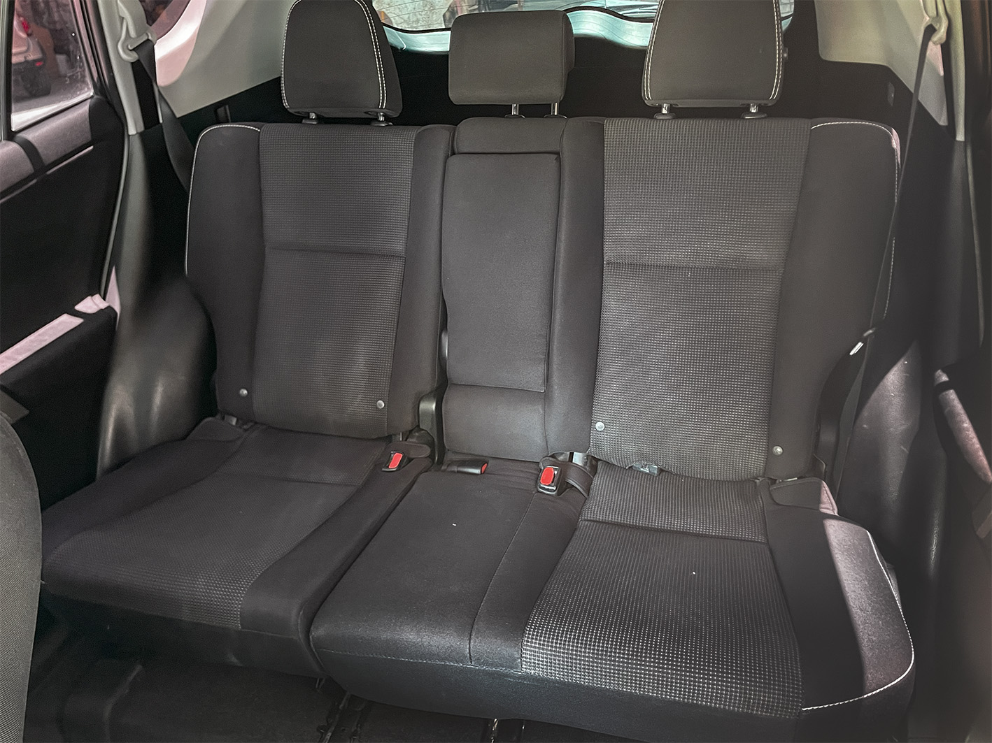 
								RAV 4 XLE full									