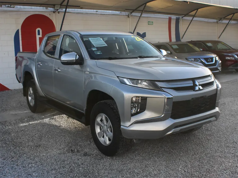 MITSUBISHI L200 GLX 2024