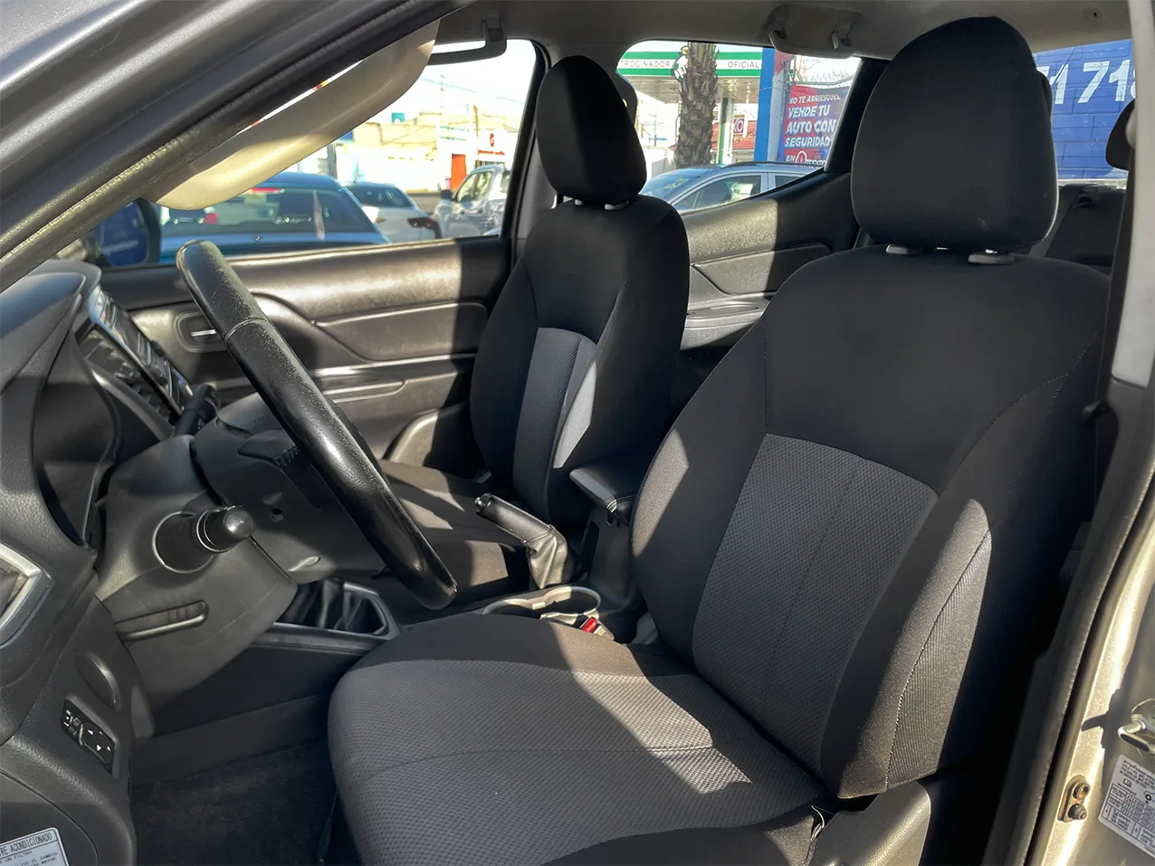 
								MITSUBISHI L200 GLX 2024 full									
