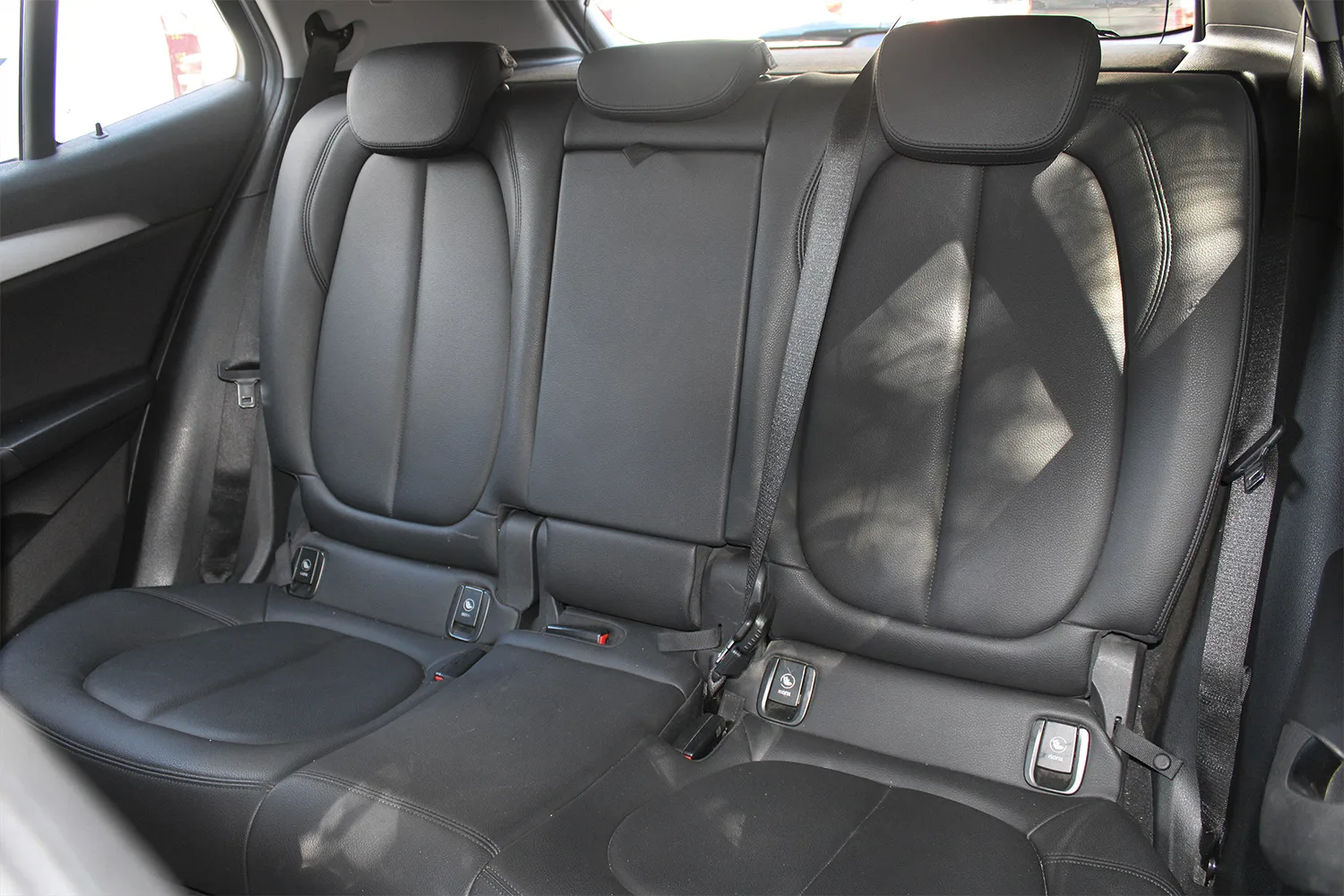 
								BMW X2 i SPORT 2021 full									