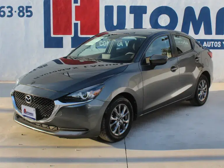 MAZDA 2 SPORT ESTANDAR