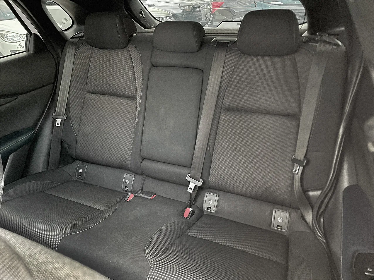 
								MAZDA CX-30 SPORT full									