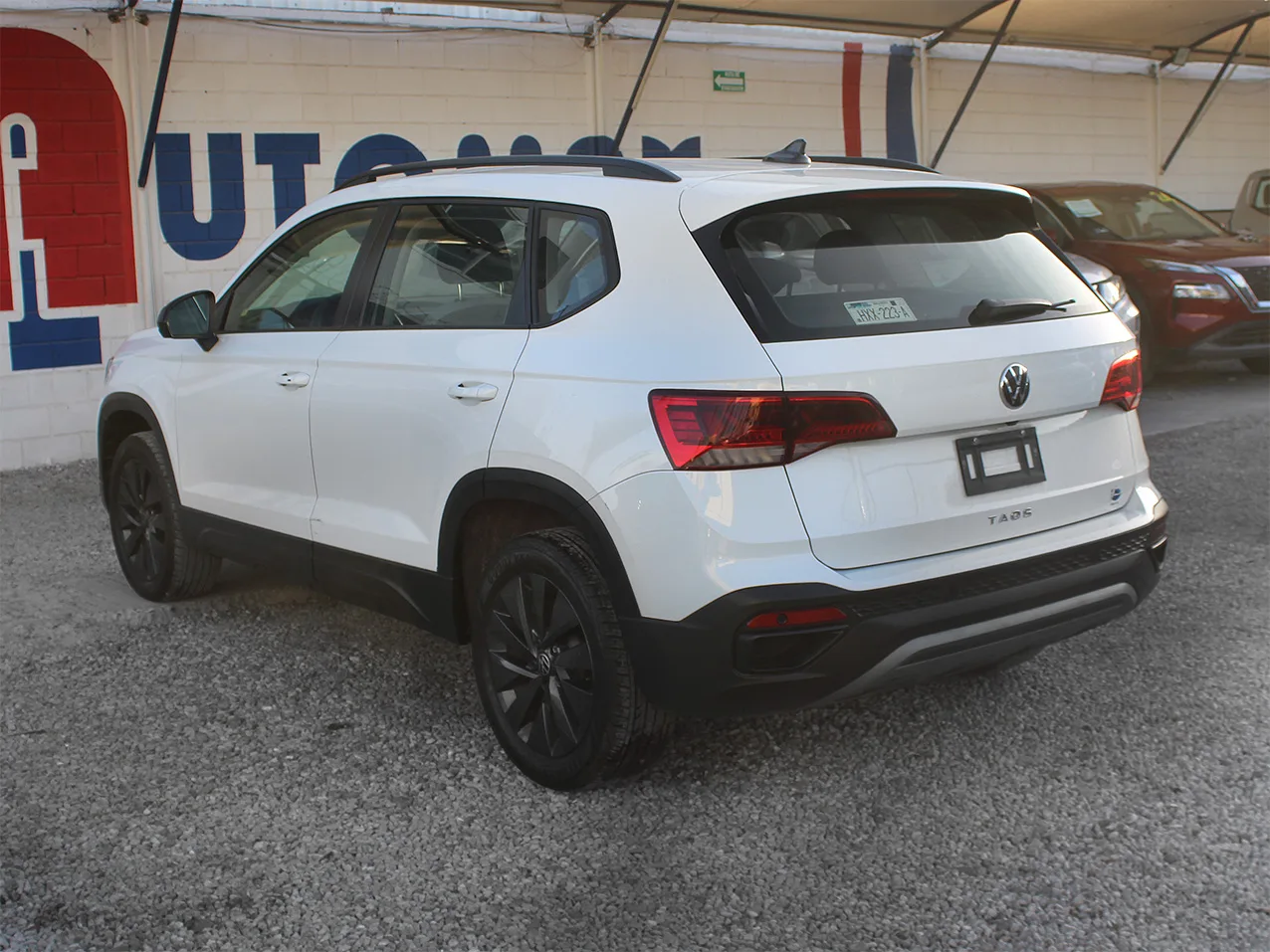 
								VOLKSWAGEN TAOS TRENDLINE 2024 full									