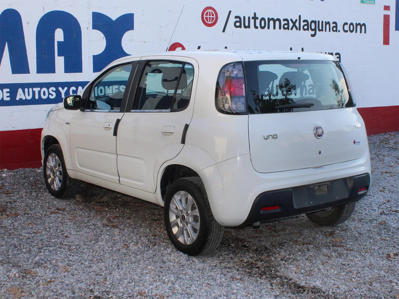 
								FIAT UNO LIKE 2020 full									