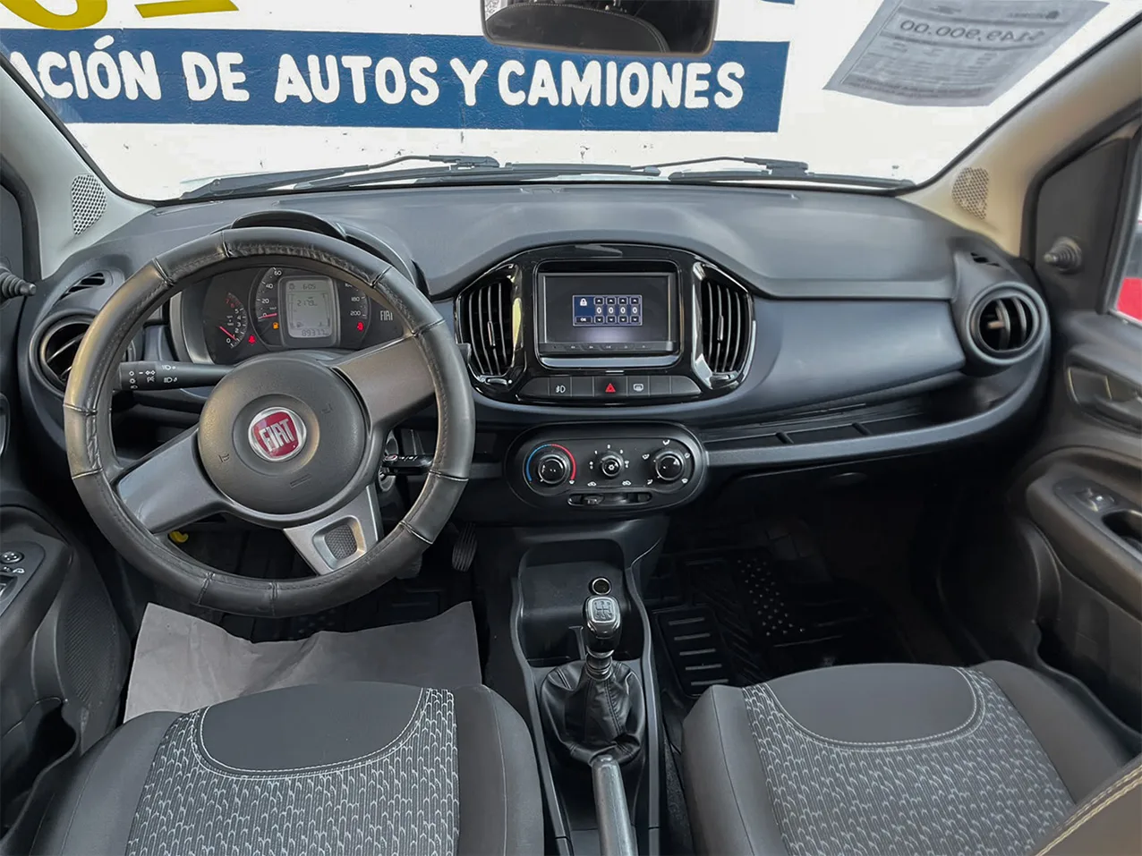 
								FIAT UNO LIKE 2020 full									
