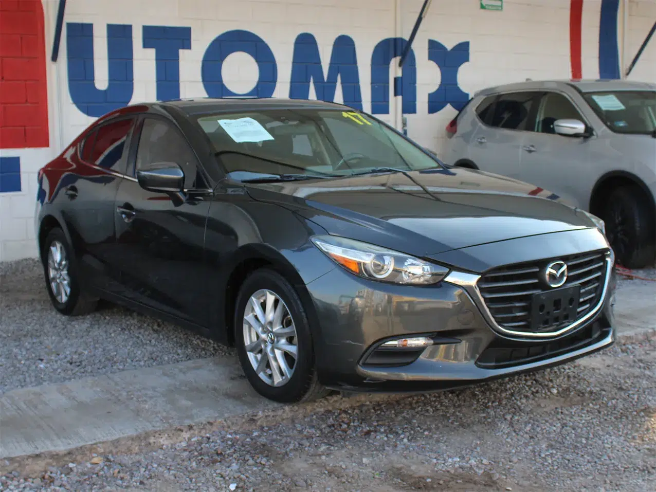
								MAZDA 3 SEDAN I TOURING full									